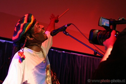 Bongo Reggae (20071209 0039)